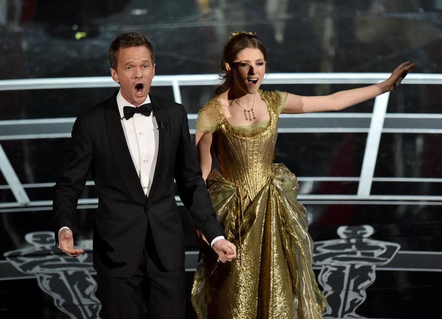 Anna kendrick neil patrick harris 2015 oscars performance