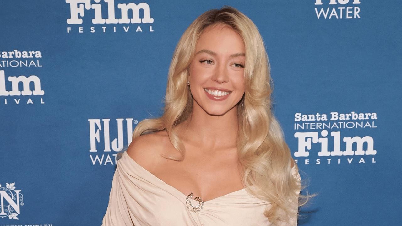 Photo of Sydney Sweeney split with her fiancé, Jonathan Davino, in January 2025.