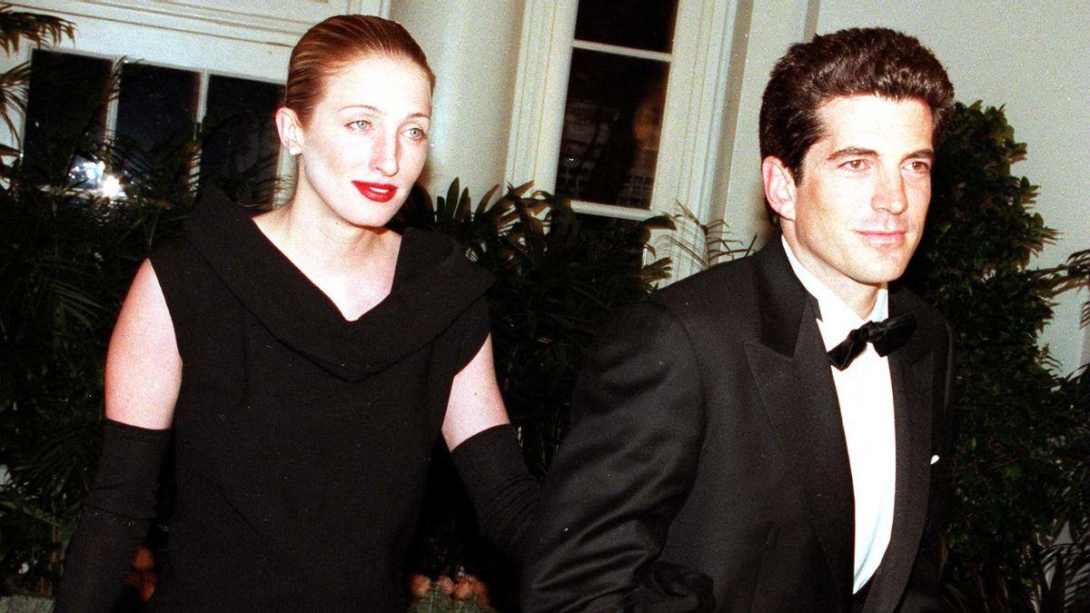 john f kennedy jr carolyn bessette kennedy relationship timeline