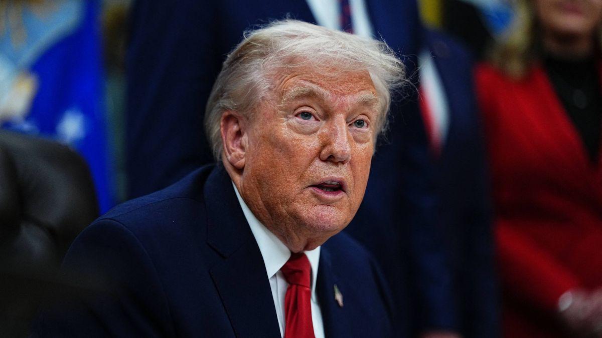 image of Donald Trump has repeatedly mixed up Greenland and Iceland.