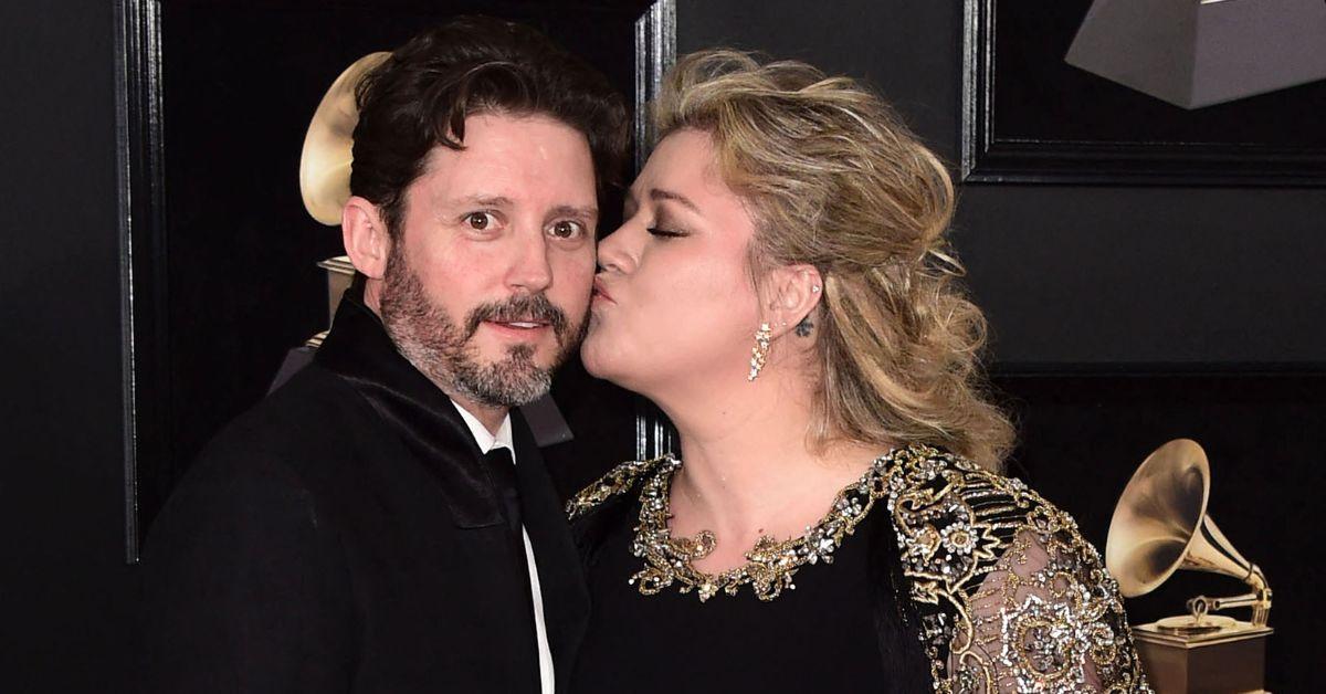 photo of A source revealed Kelly Clarkson was upset that her divorce from Brandon Blackstock added extra 'stress' to him amid his cancer battle