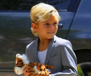 2011__04__FP_7207996_Stefani_Gwen_VIJ_042411 300×298.jpg