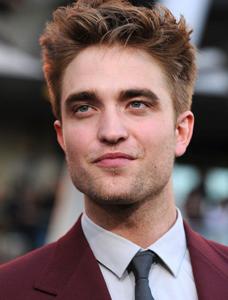 2010__10__RobertPattinson.jpg