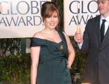 2010__01__amy_adams_golden_globes_main 225×172.jpg