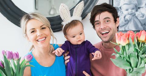 Ali fedotowsky bachelorette family husband daughter hero