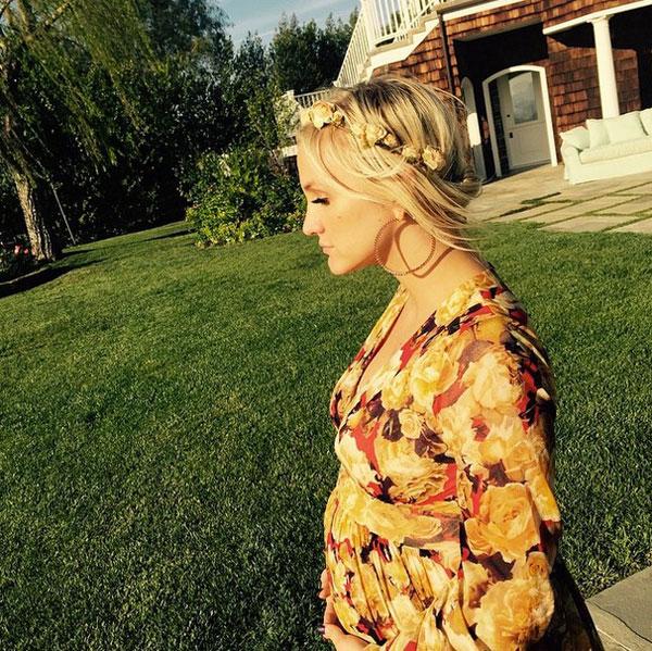 Ashlee simpson baby bump instagram 06