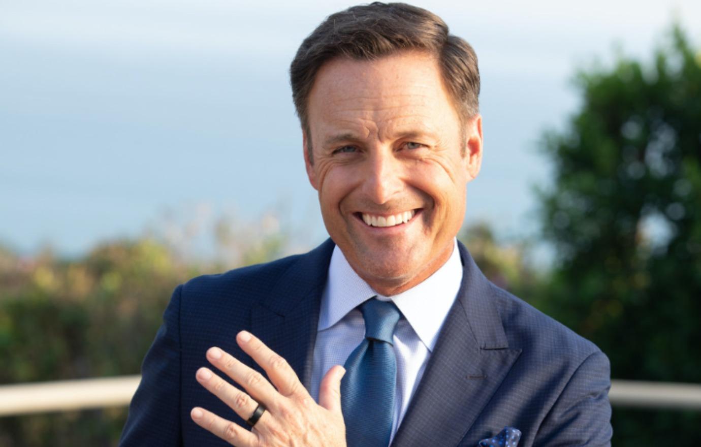 is chris harrison bitter the bachelor replaced him jesse palmer