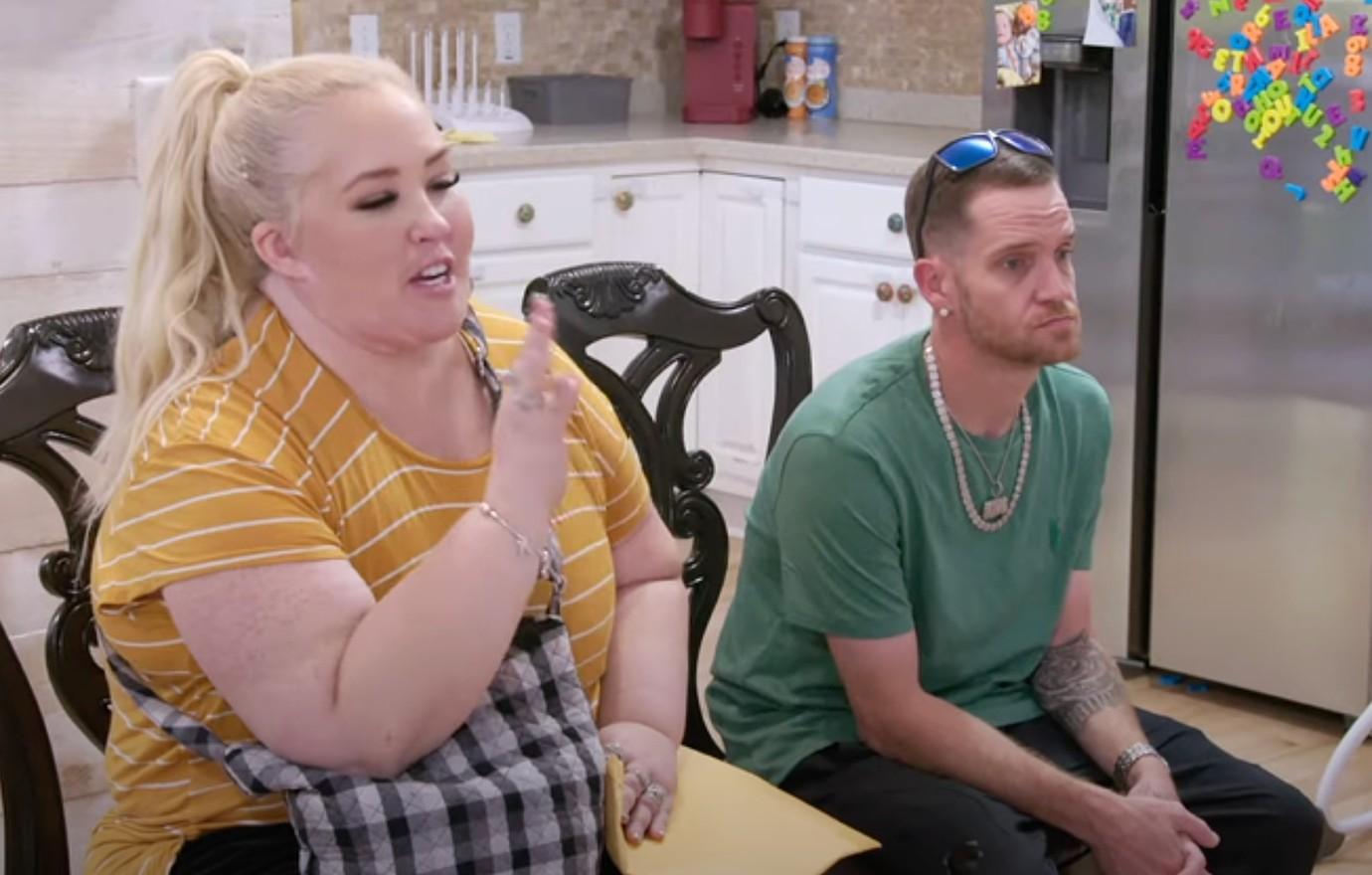 pumpkin calls out mama june wasting k drugs refuse help pay college