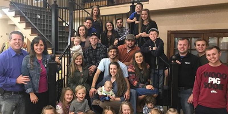 Duggars going australia teach about family hero