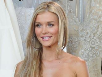 Joanna krupa wedding day june 13 main.jpg