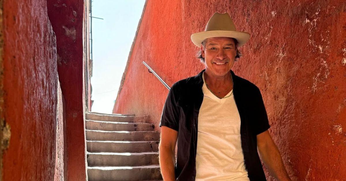 image of Ty Pennington is an HGTV star known for 'Extreme Makeover: Home Edition' and 'Rock the Block.'