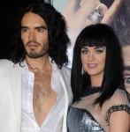 2010__11__okmagazine_katy perry russell brand 147×150.jpg