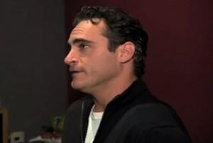 2010__09__Joaquin_Phoenix_Sept29news 300×202.jpg