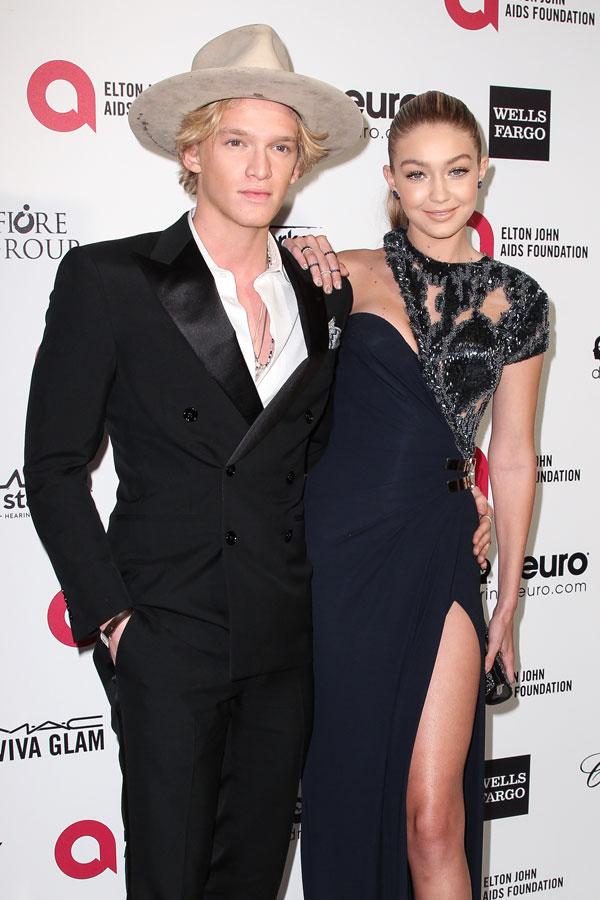 Gigi hadid dating joe jonas cody simpson 03