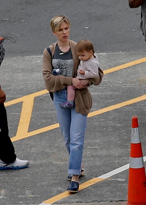 Scarlett Johansson New Baby Scarlett Johansson Baby Und Karriere 