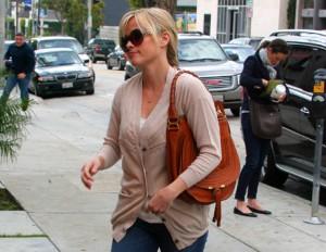 2011__03__13_Witherspoon_032411a 300×232.jpg