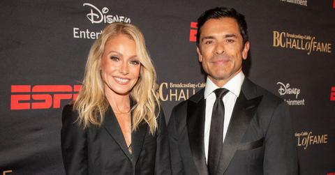 Image if Kelly Ripa and Mark Consuelos