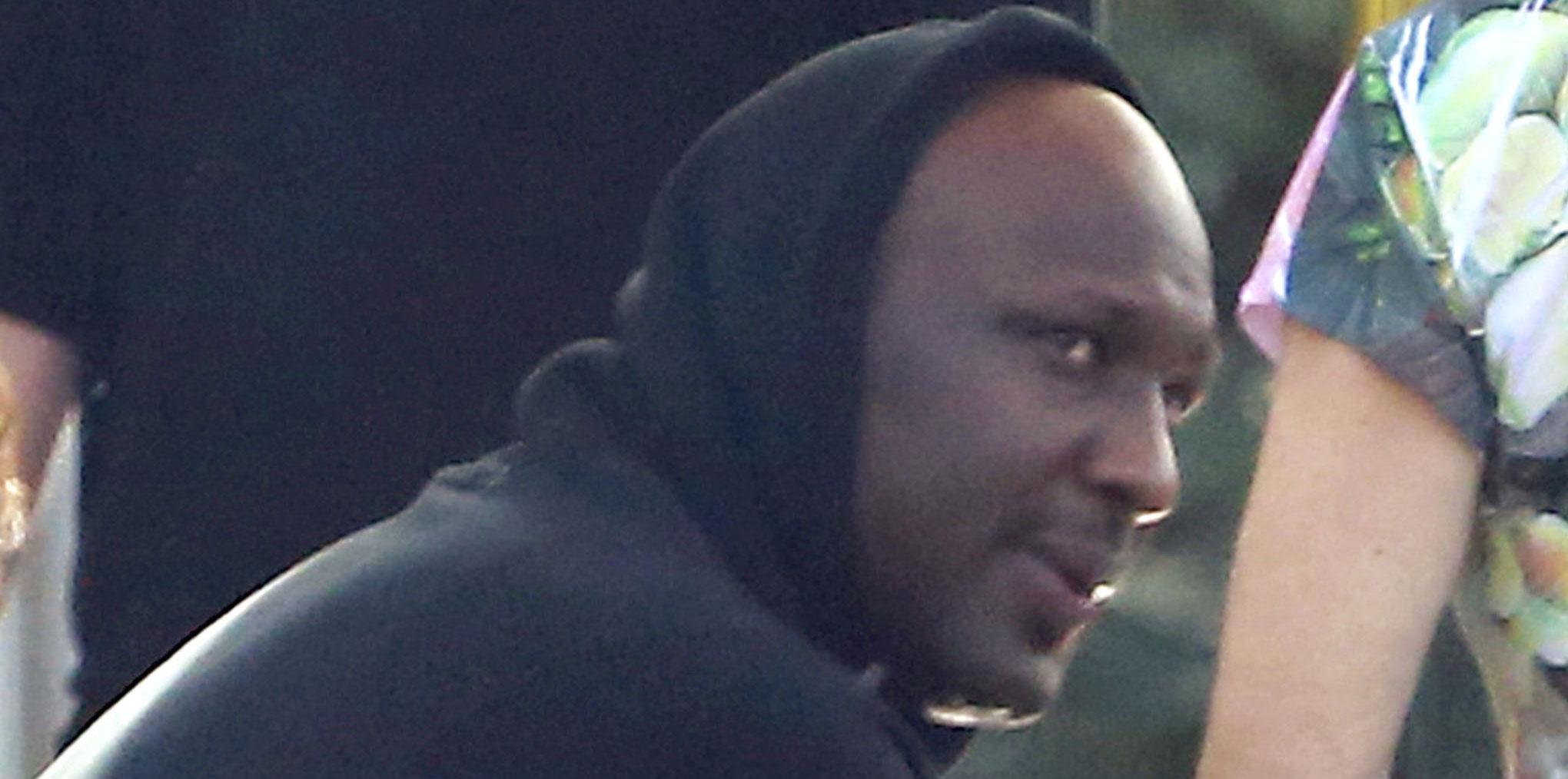 Lamar doom rehab smoking photos 07