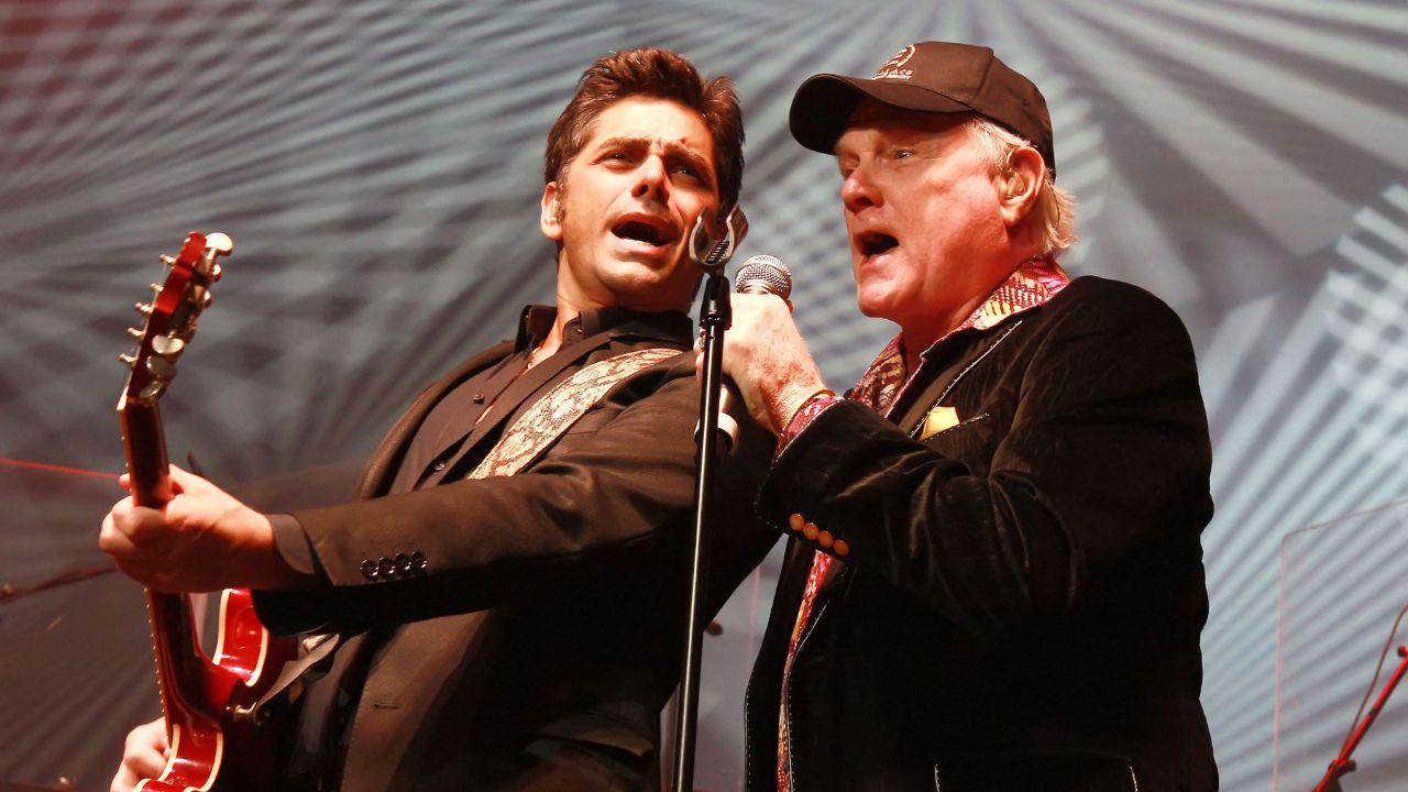 Photo of Mike Love means a lot to John Stamos.