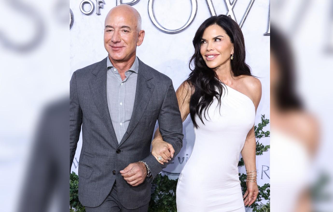 Jeff Bezos Girlfriend Lauren Sanchez Plans To Go To Space In 2023 4510