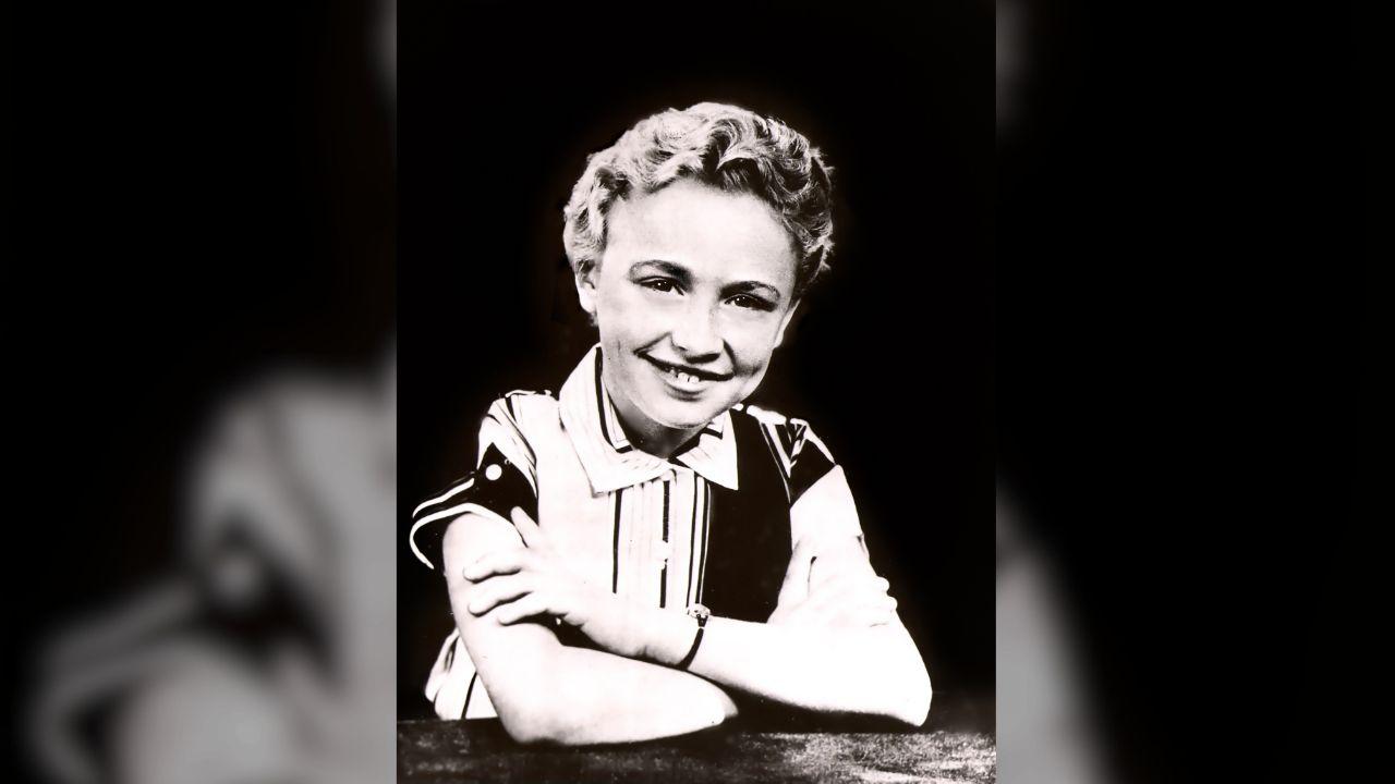 Photo of Dolly Parton started writing songs at just 5 years old.