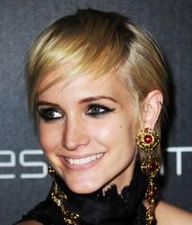 2010__11__okmagazine style ashleesimpsonwentz1 214×300.jpg