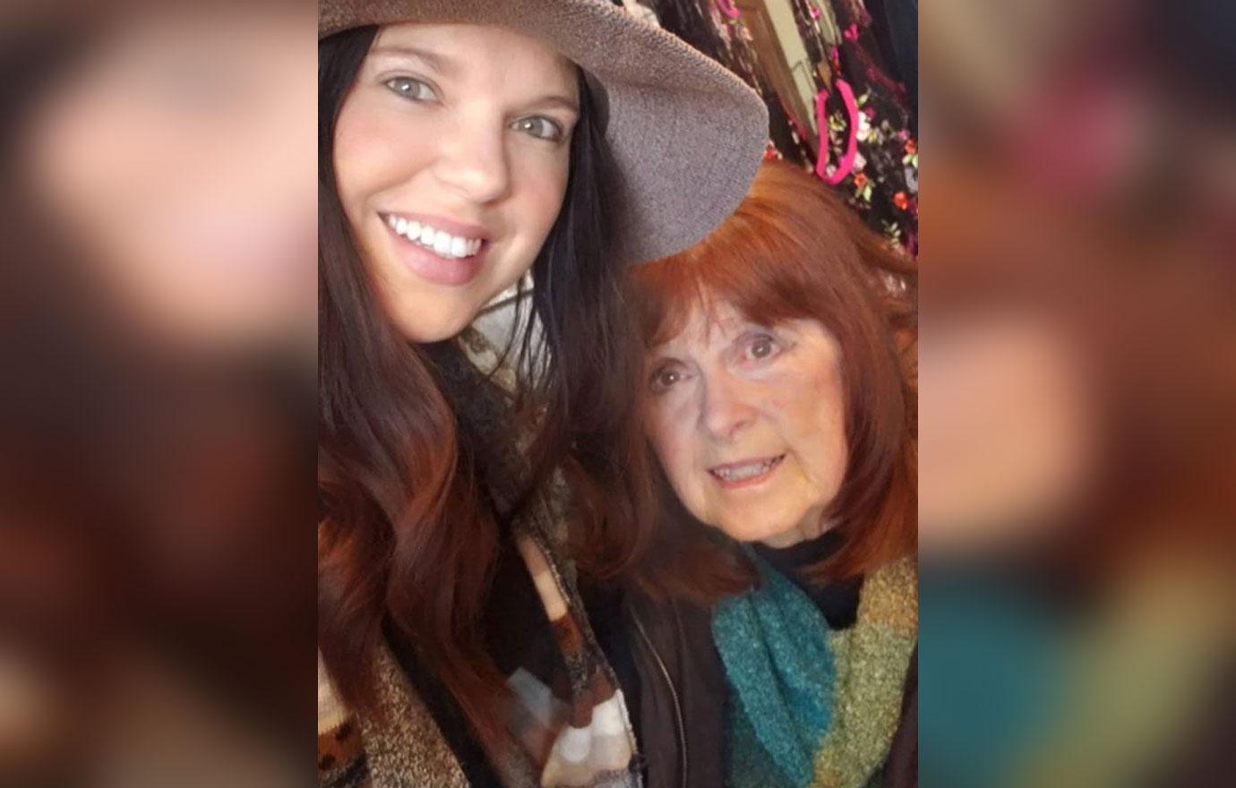 Amy Duggar Criticizes Her Cousin’s Posts About Grandmother’s Death + {Mary Duggar Death}