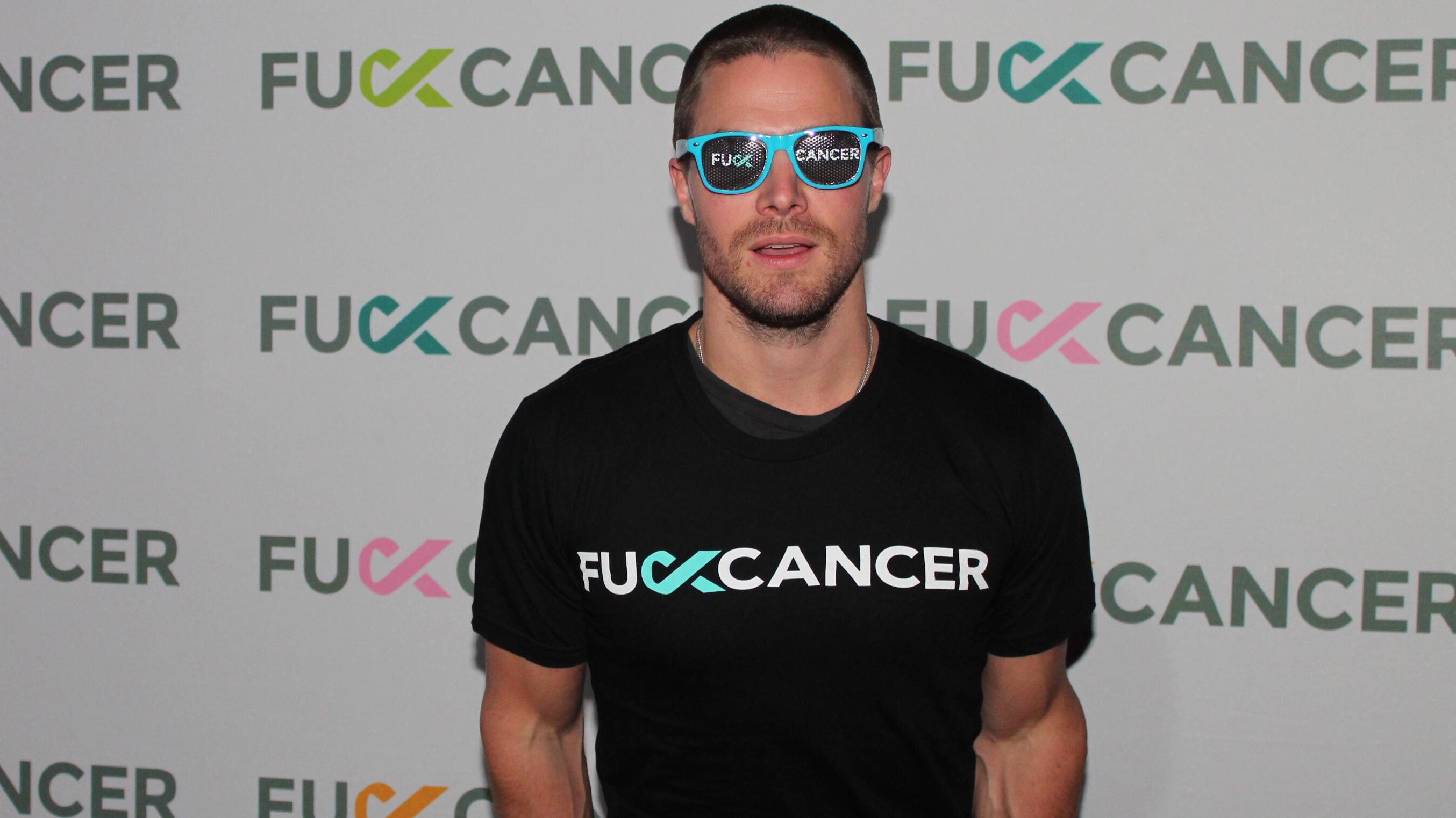 Stephen amell f cancer