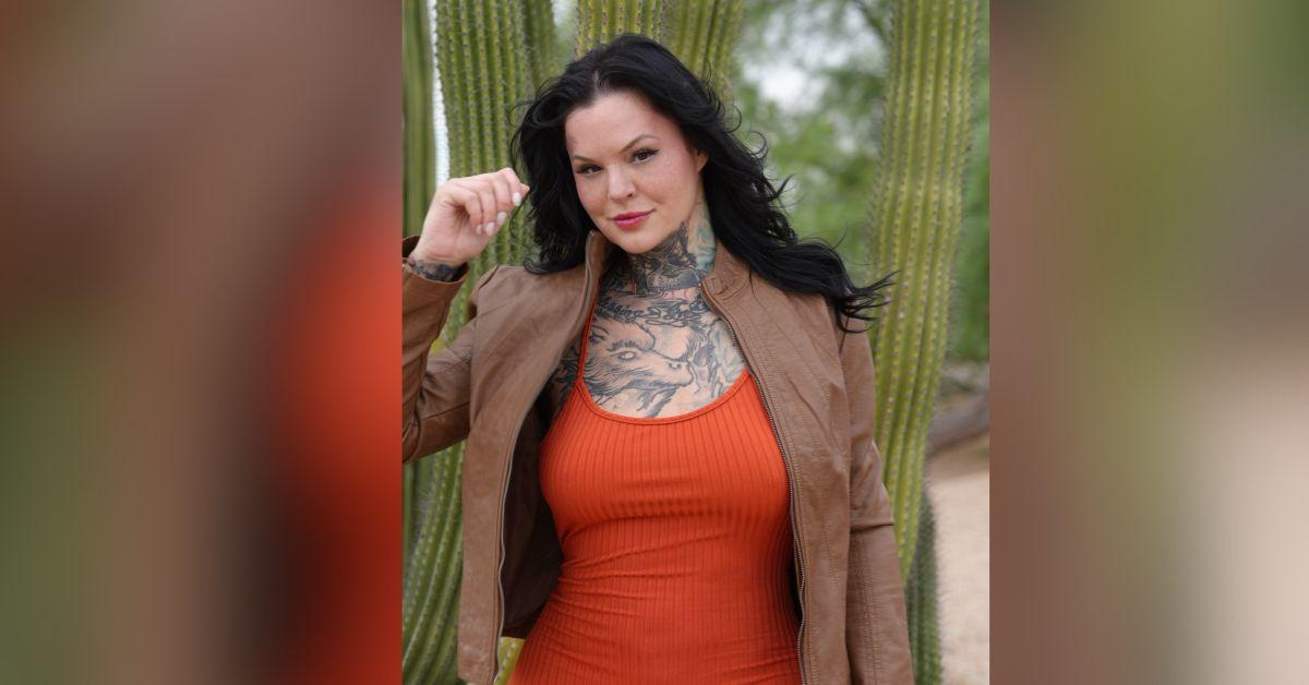 instagram model heidi lavon breaks societal norms by refusing to give into criticism about her heavily tattooed body