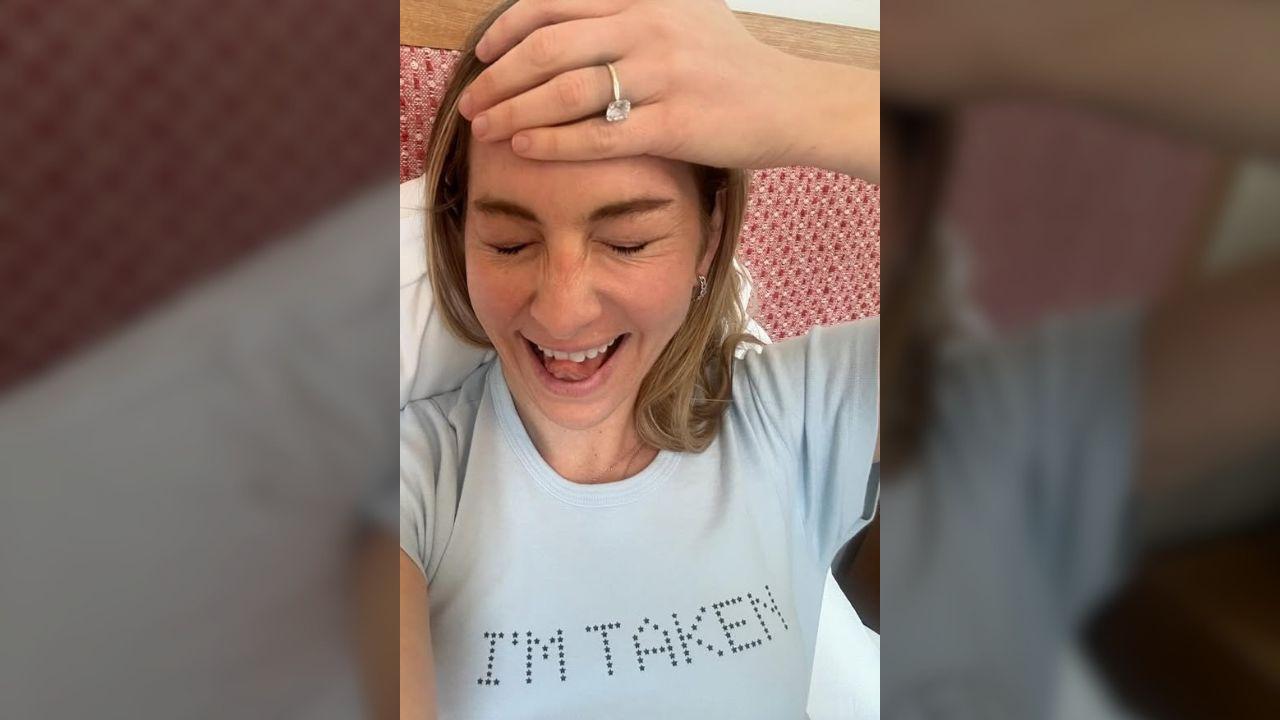 Image of Este Haim discussed her wedding experience while promoting 'Voicemails for Isabelle' in June.