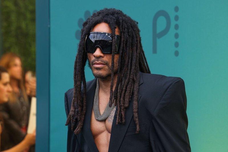 lenny kravitz accused lip synching