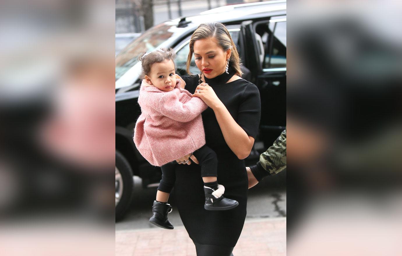 John legend chrissy teigen daughter luna