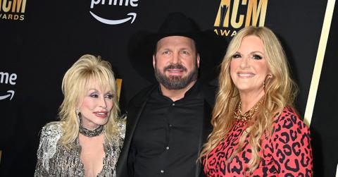 dolly parton discusses threesome garth brooks