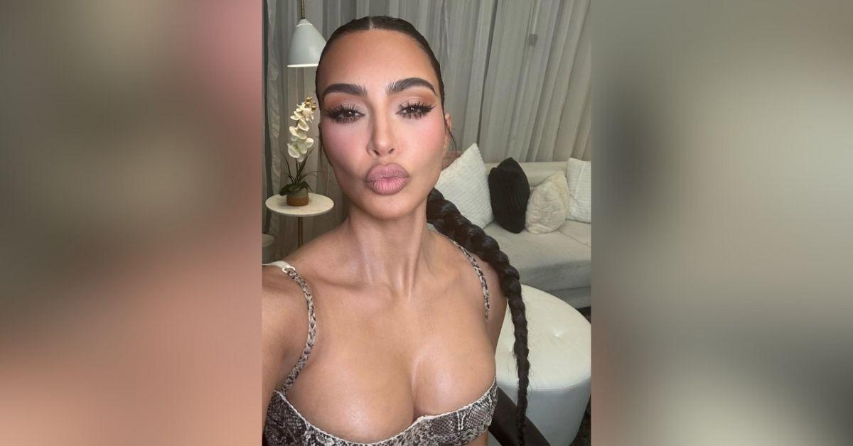 kim kardashian most daring braless photos