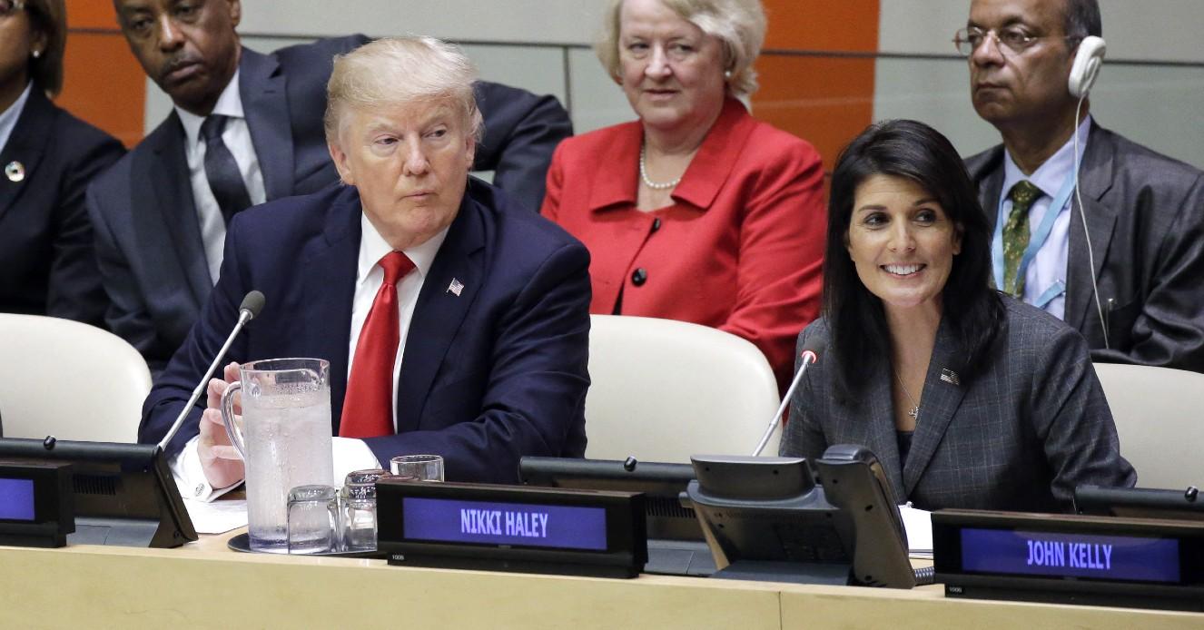 Photo of Donald Trump and Nikki Haley. 