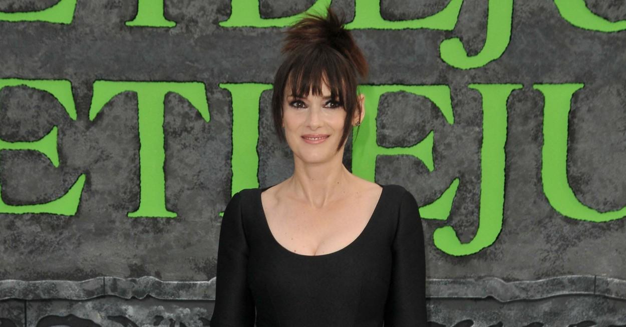 winona ryder  shoplifting arrest giant effect career