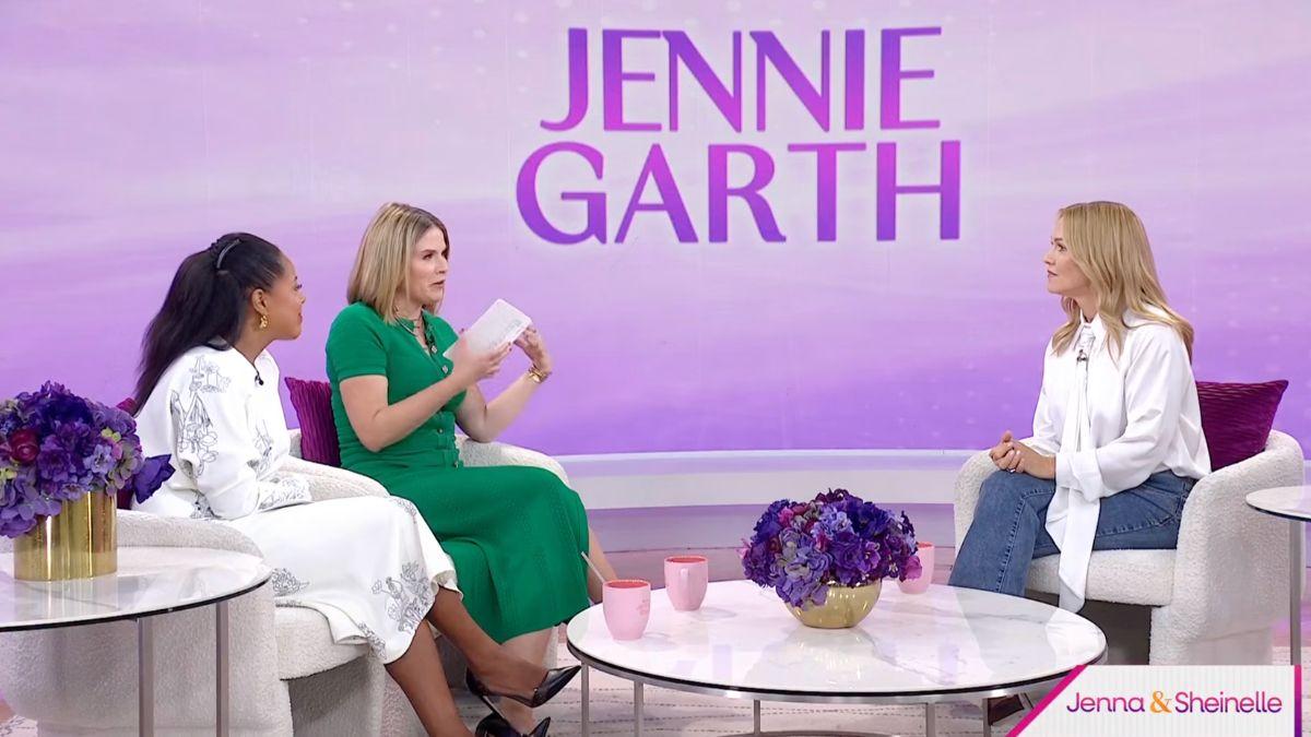 Image of Jennie Garth and Dave Abrams briefly split in 2018.