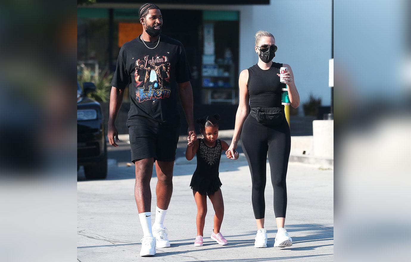 khloe kardashian hard time accepting tristan thompson paternity results