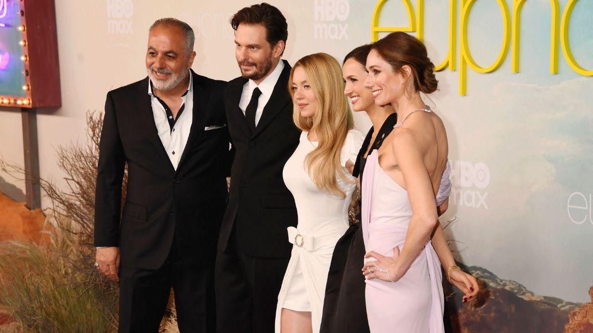 Photo of Though Sydney Sweeney didn't interact with Zendaya, the former did socialize with some of her other costars.