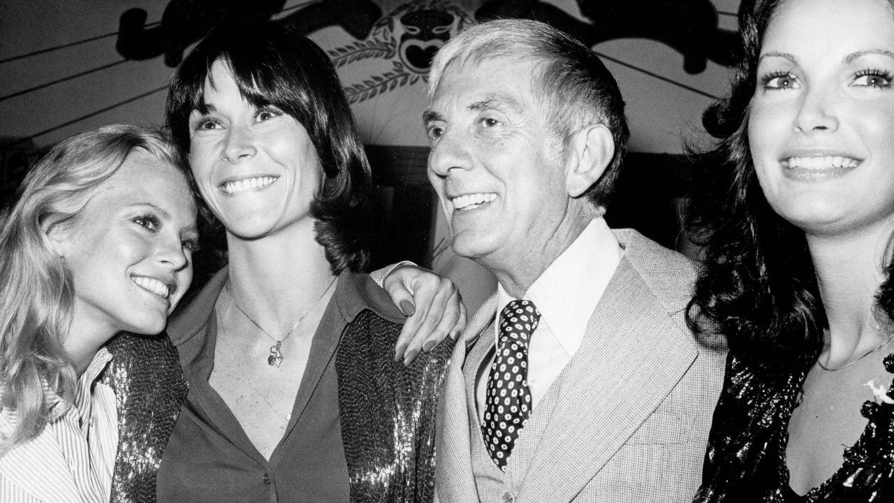 Image of Jaclyn Smith recalled late costar Tanya Roberts once propositioning her while the 'Charlie's Angels' cast traveled to Hawaii.