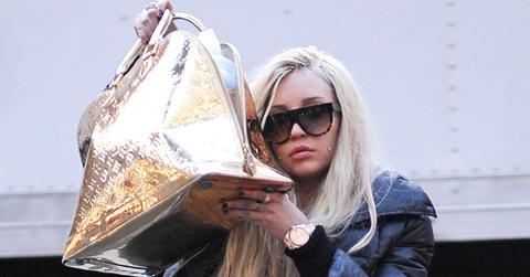 amandabynespodcastpausepp