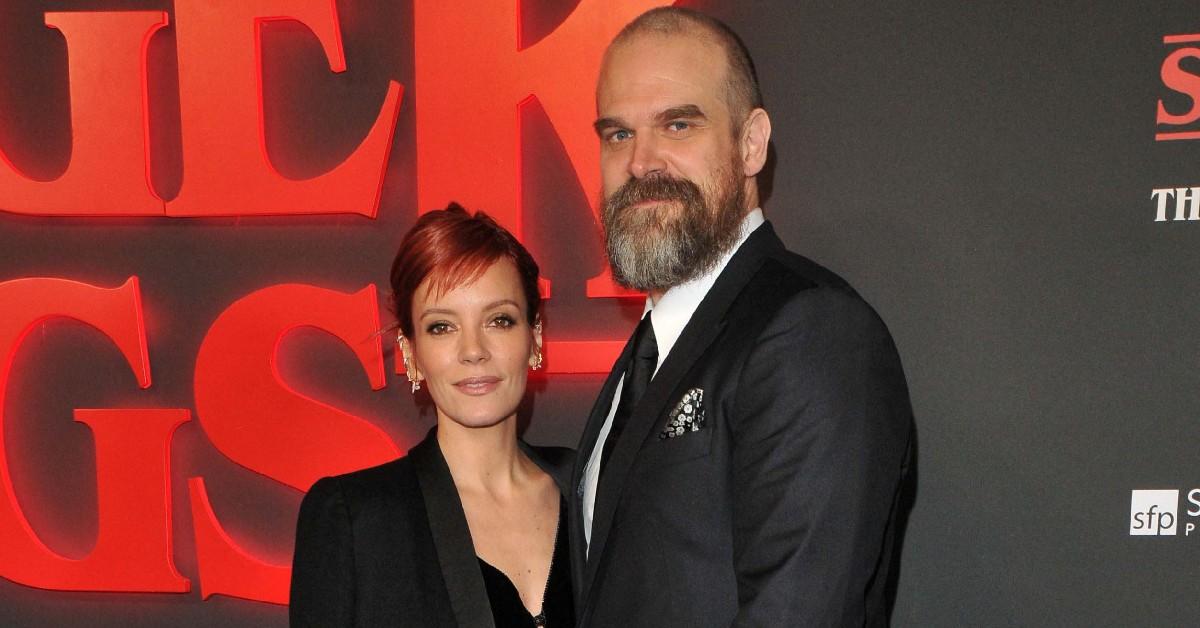 Photo of Lily Allen and David Harbour.