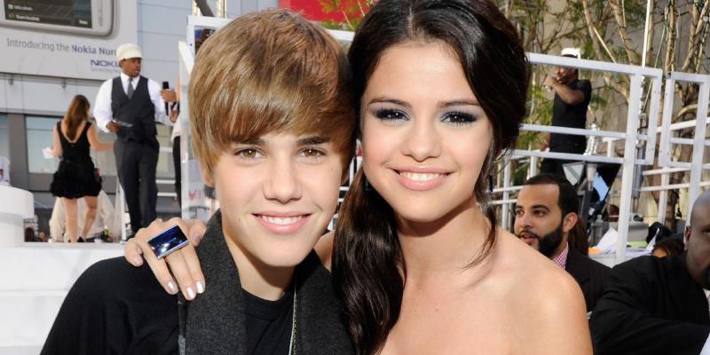 Selena Gomez at 2014 Vanity Fair Oscar Party: Justin Bieber Gushes Over  Actress, 'The Most Elegant Princess In The World
