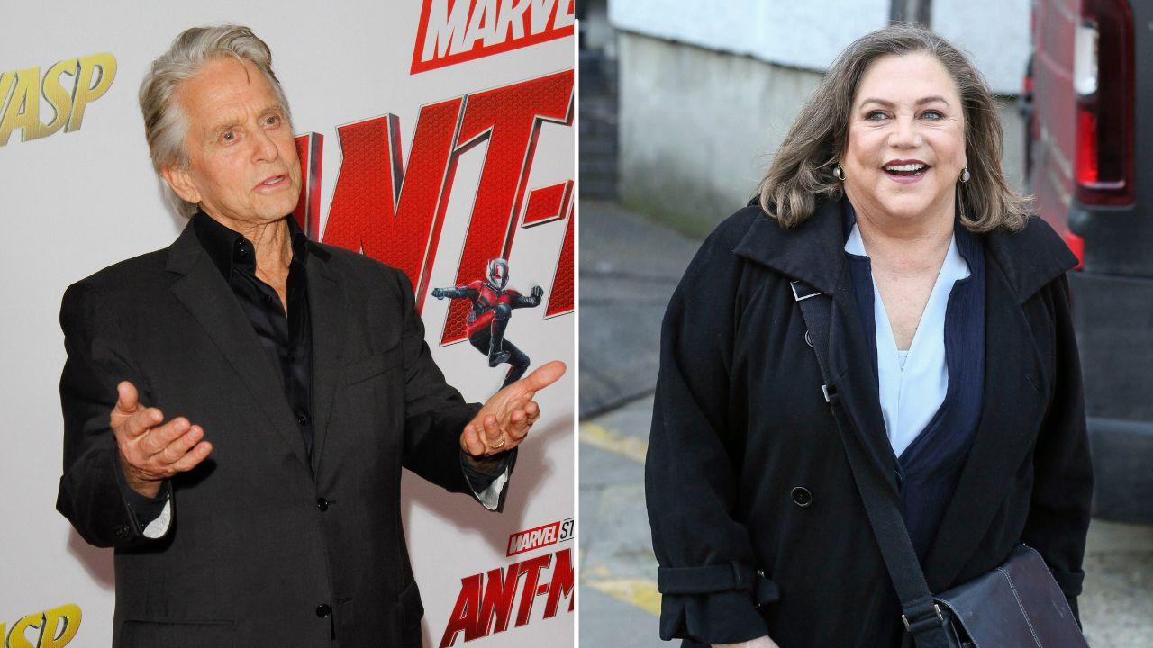 Split of Michael Douglas; Kathleen Turner.