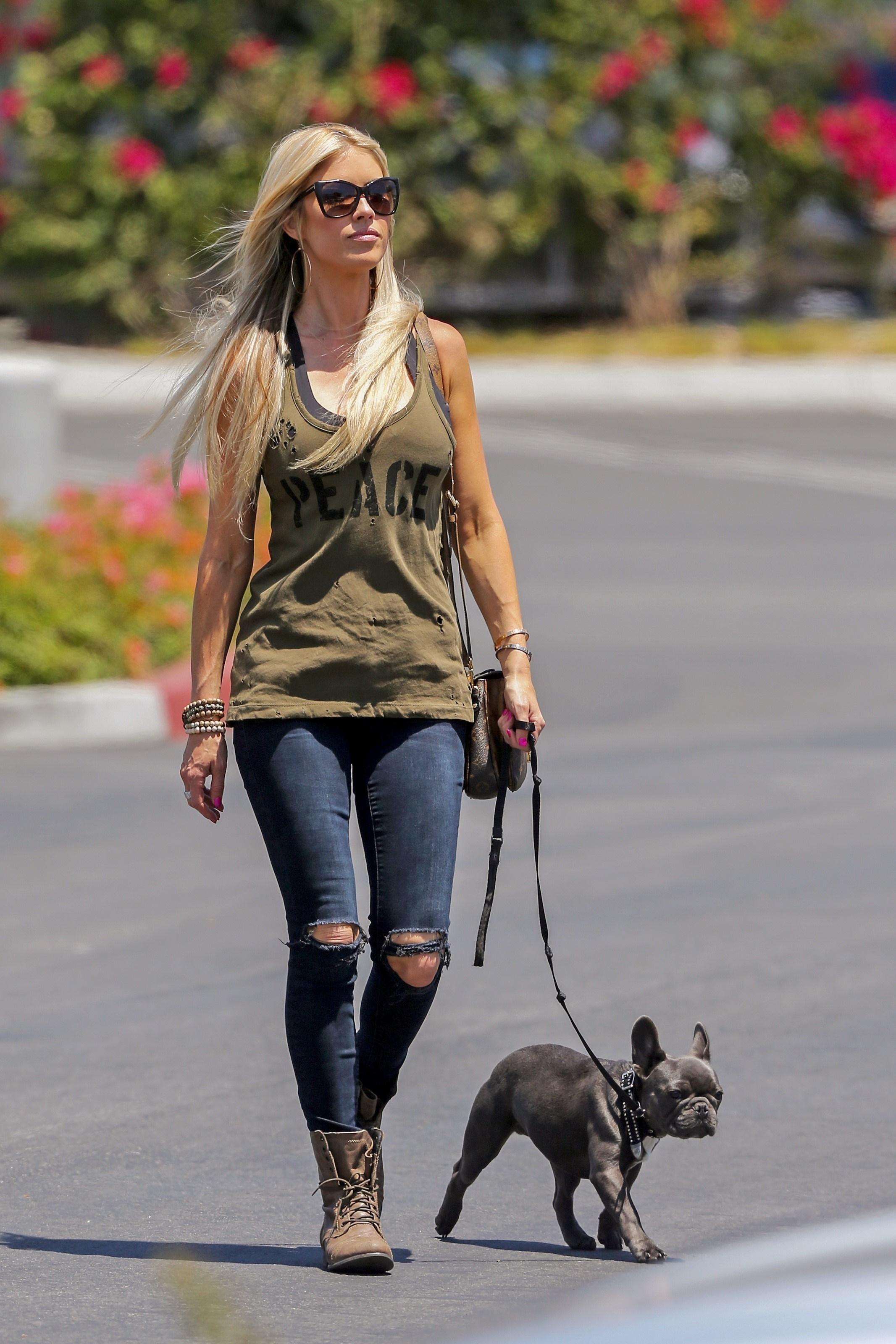 *EXCLUSIVE* Christina El Moussa grabs a green juice at Whole Foods with Cash