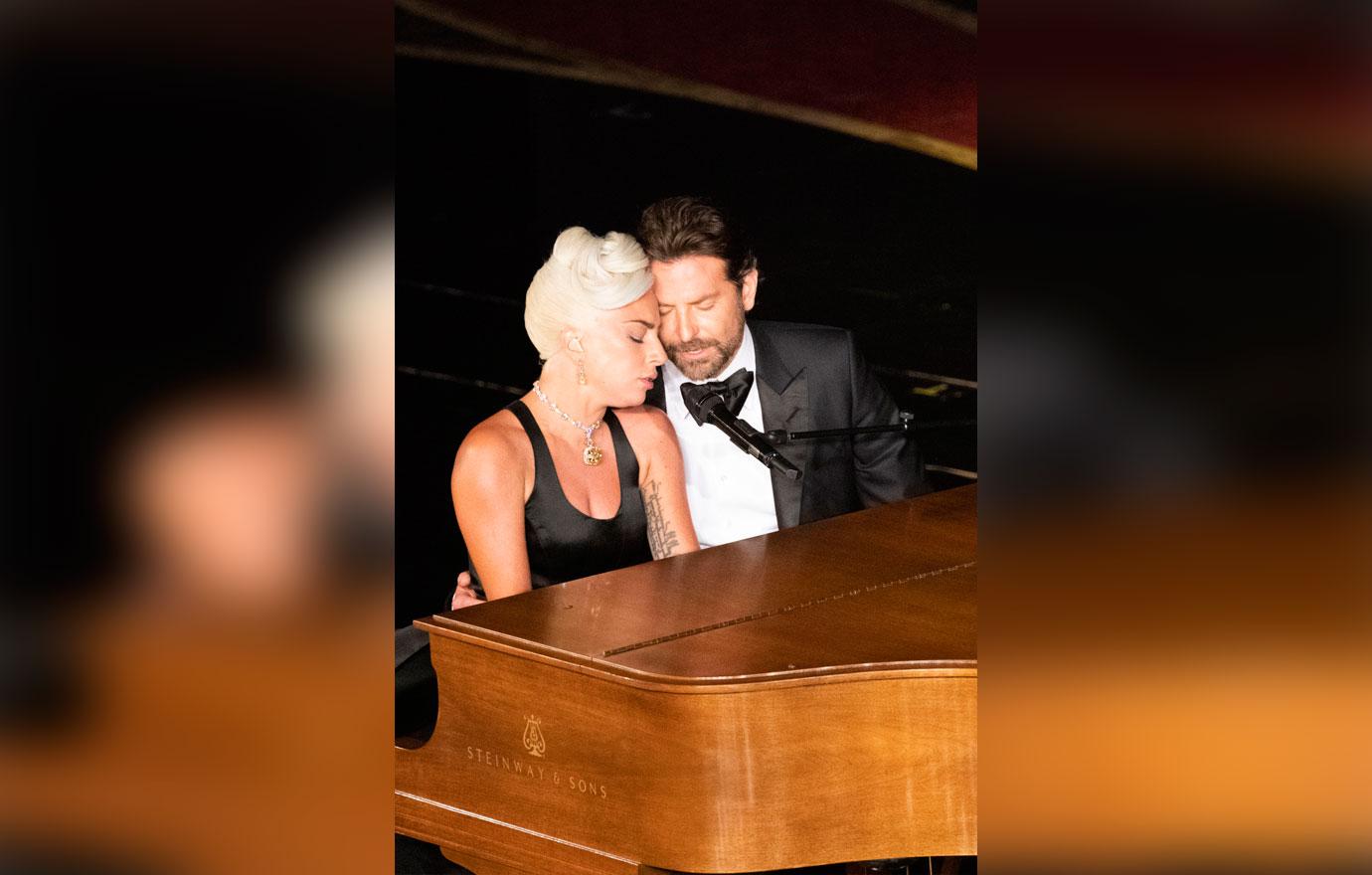 Lady Gaga and Bradley Cooper Oscar's performance