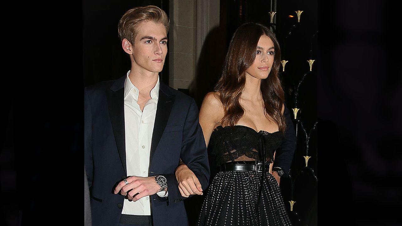  Image of Presley Gerber and Kaia Gerber.