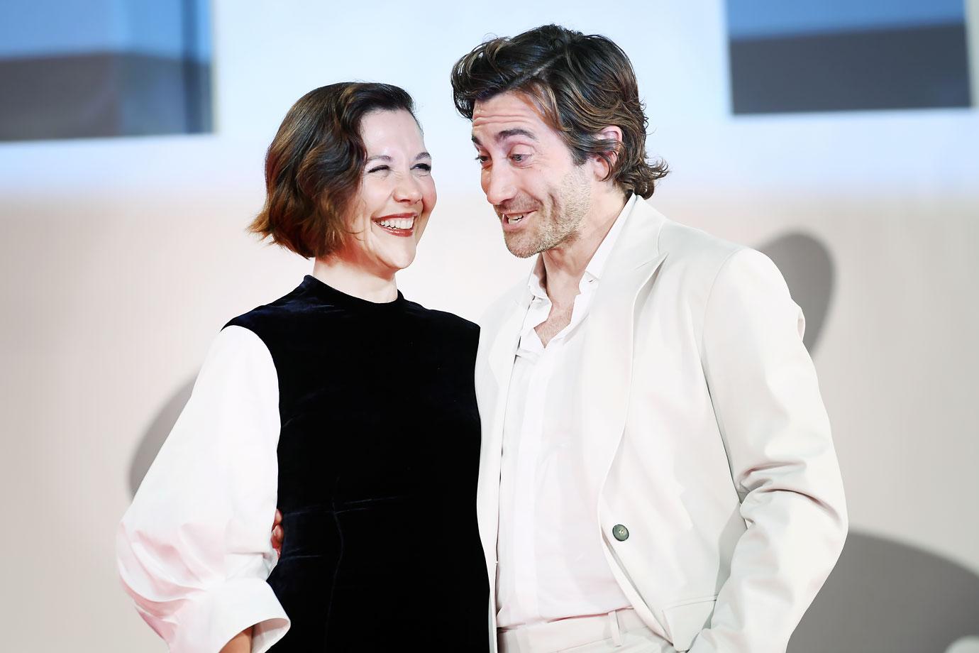 maggie gyllenhaal jake gyllenhaal the lost daughter red carpet venice film festival