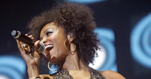 american idol finalist syesha mercado gofundme legal fees after losing custody of children