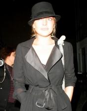 2010__01__FP_4336269_Lohan_Lindsay_PER_010910 176&#215;225.jpg